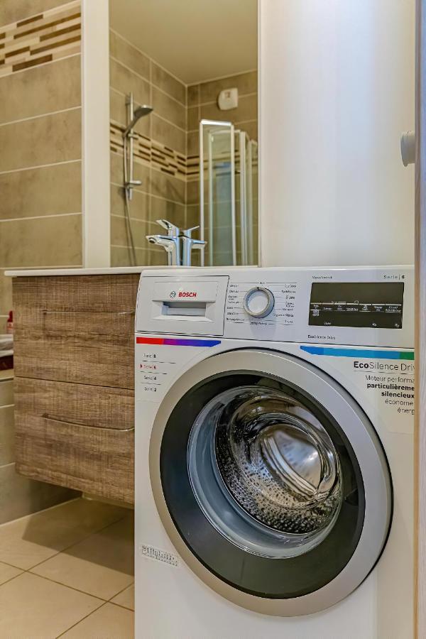 Le Lyrique Apartment อานซี ภายนอก รูปภาพ