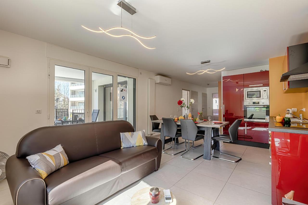 Le Lyrique Apartment อานซี ภายนอก รูปภาพ
